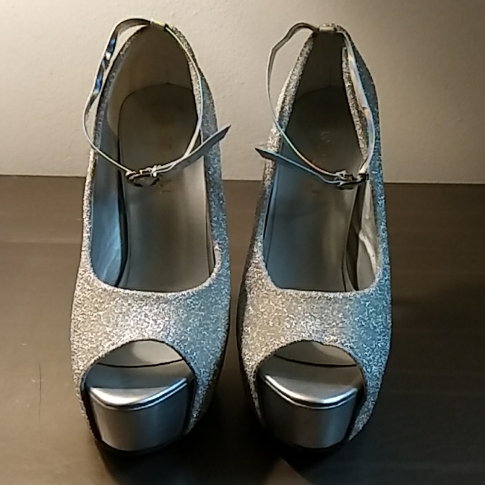 Weiyali Silver Metalic Stilleto Heel Pumps Sz 7.5